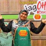 Peniaga Makanan Depan Rumah Sahaja, Udang Masak Rempah Membawa Tuah Untuk Mastura.