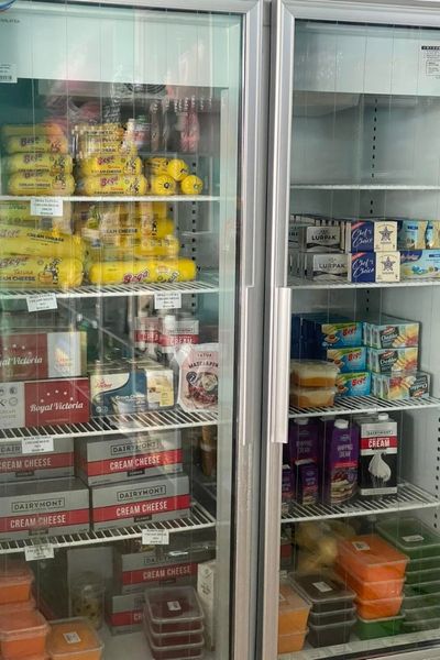 Buka Kedai Bahan Kek & Roti Dalam Kampung, Wanita Ini Ingin Mudahkan Penduduk Dapatkan Produk Bakeri Tanpa Perlu Keluar ke Bandar