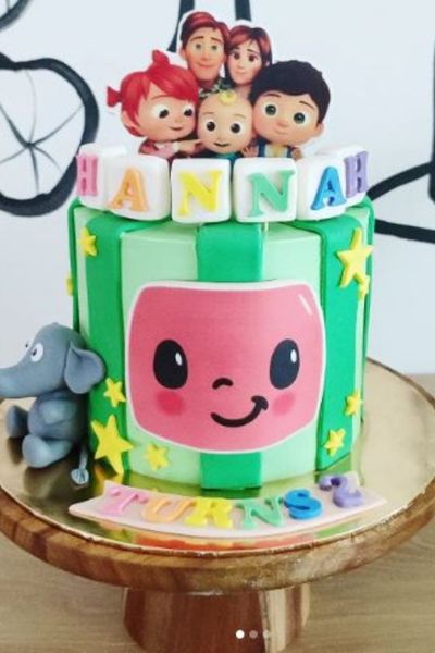 Selepas 8 Tahun Belajar Baking daripada Google, Kini Berani Buka Kedai Bakeri Sendiri