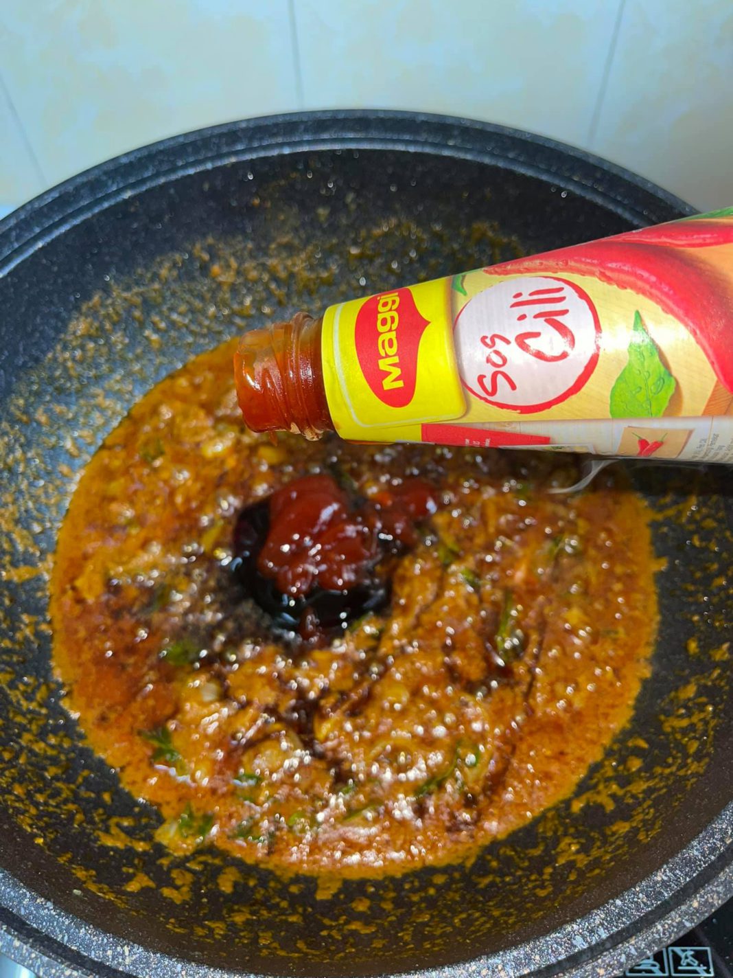 Cara-Cara Masak Nasi Goreng Guna Ikan Sardin Dalam Tin. Sedap Giler!