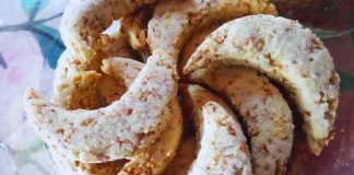 Biskut Kelapa, Kuih Legend Tetap Digemari Ramai