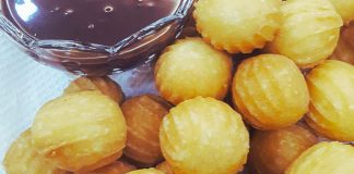 Churros Ball Rangup Di Luar Lembut Berongga Di Dalam