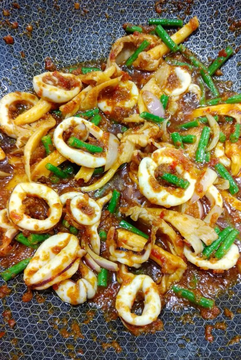 Resipi Sotong Masak Hitam Stail Mamak Yang Sedap & Mudah.