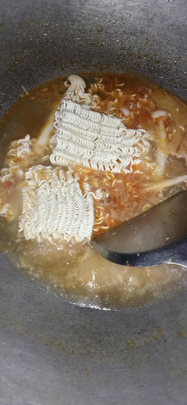 Maggi Ketam Ni Buat Ramai Terliur. Resipi Bajet Tapi Rasa Restoran