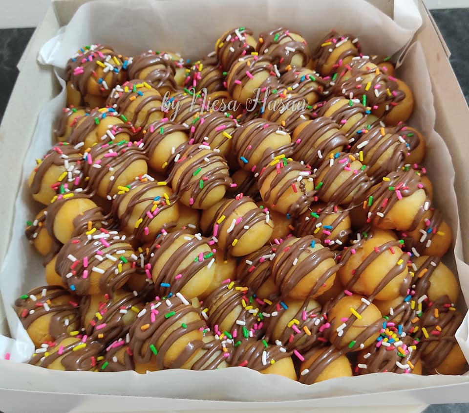 Donut Ball Lembut Untuk Minum Petang. Uli Doh Dengan Tangan Pun Boleh, Ini Caranya