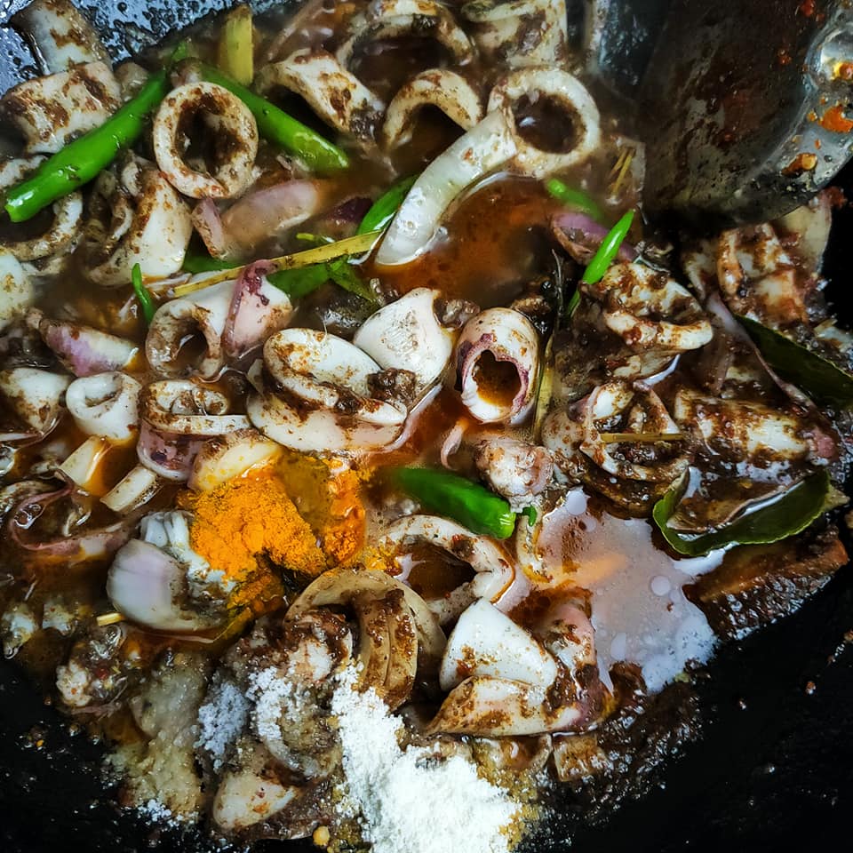 Resipi Sotong Masak Hitam Pedas, Tapi Tak Guna Kicap