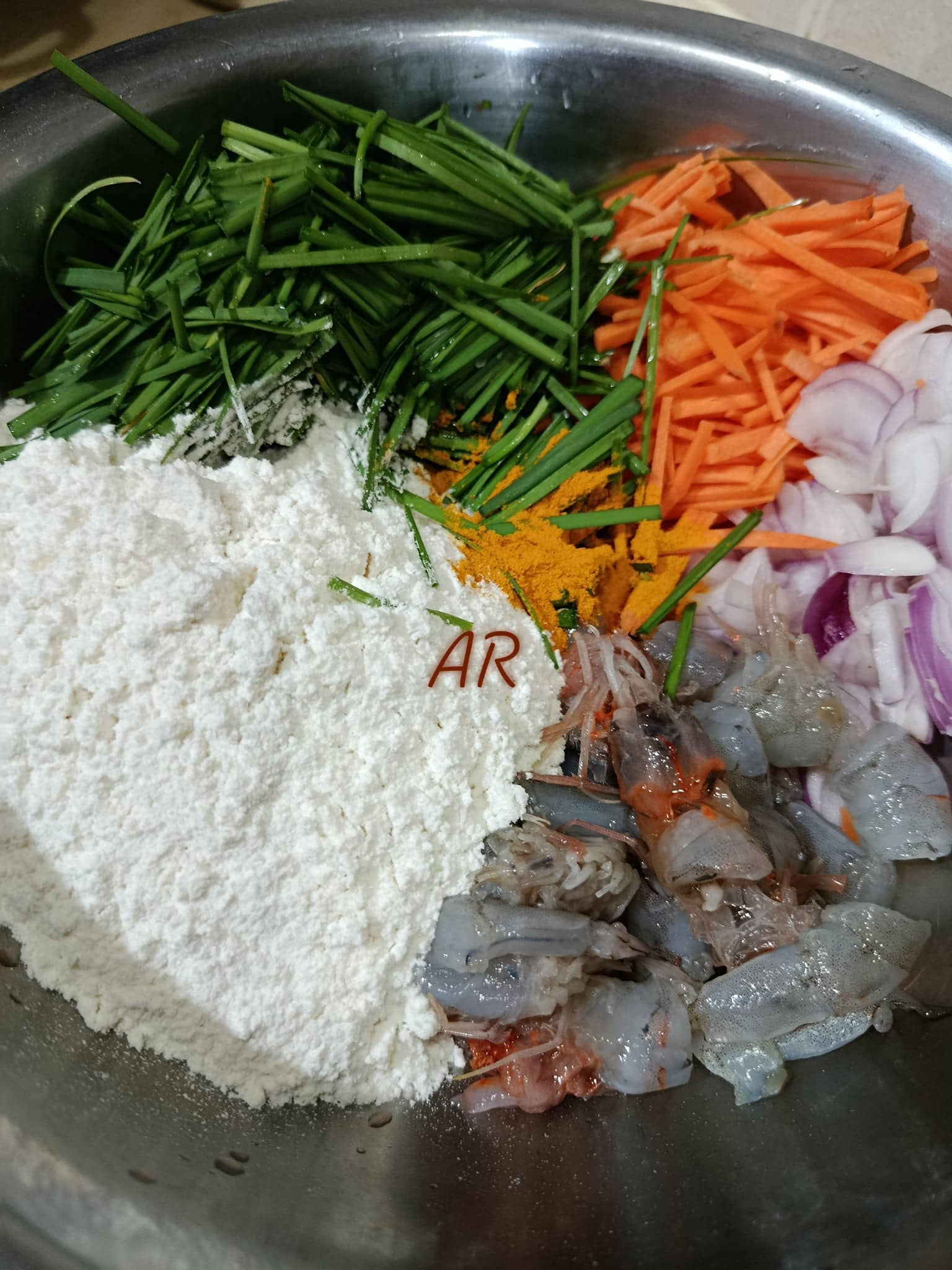Cucur Udang Rangup Sentiasa Laris, Peniaga Kongsi Resipi & Rahsia Cucur Sedap