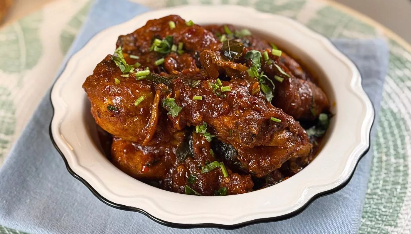 Ayam Cili Kering, Lauk Paling ‘Ngam’ Makan Dengan Nasi Panas