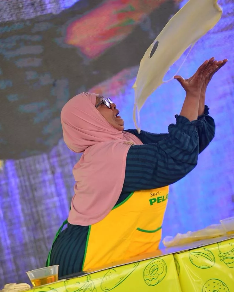 Pertandingan Roti Canai Melayang SERI PELANGI Curi Tumpuan Di Rasa Layan Curry Fiesta 2025