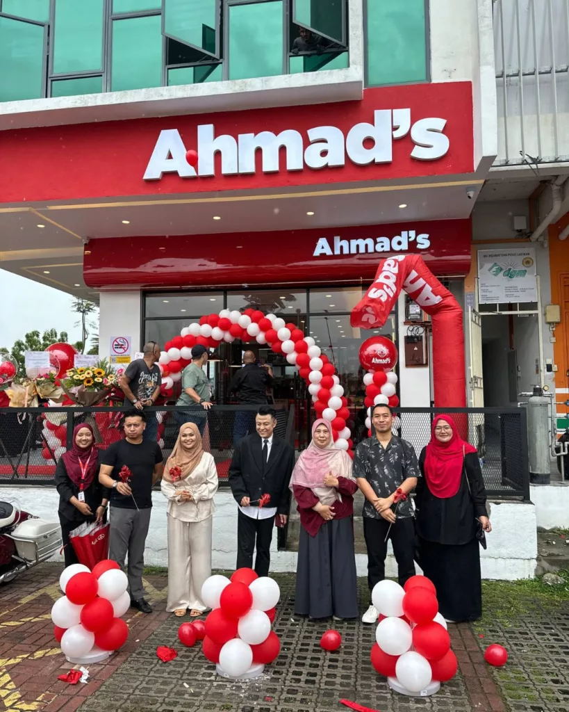 Ahmad’s Fried Chicken Buka Cawangan Ke-44 di Kota Warisan