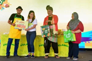 Pertandingan Roti Canai Melayang SERI PELANGI Curi Tumpuan Di Rasa Layan Curry Fiesta 2025