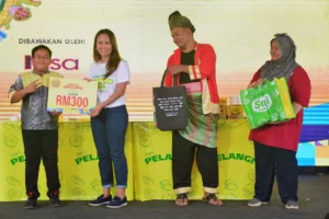 Pertandingan Roti Canai Melayang SERI PELANGI Curi Tumpuan Di Rasa Layan Curry Fiesta 2025