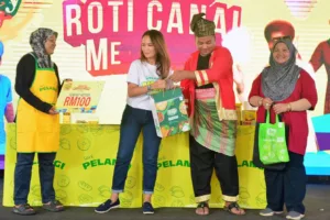 Pertandingan Roti Canai Melayang SERI PELANGI Curi Tumpuan Di Rasa Layan Curry Fiesta 2025