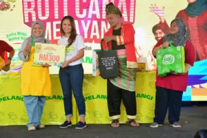 Pertandingan Roti Canai Melayang SERI PELANGI Curi Tumpuan Di Rasa Layan Curry Fiesta 2025