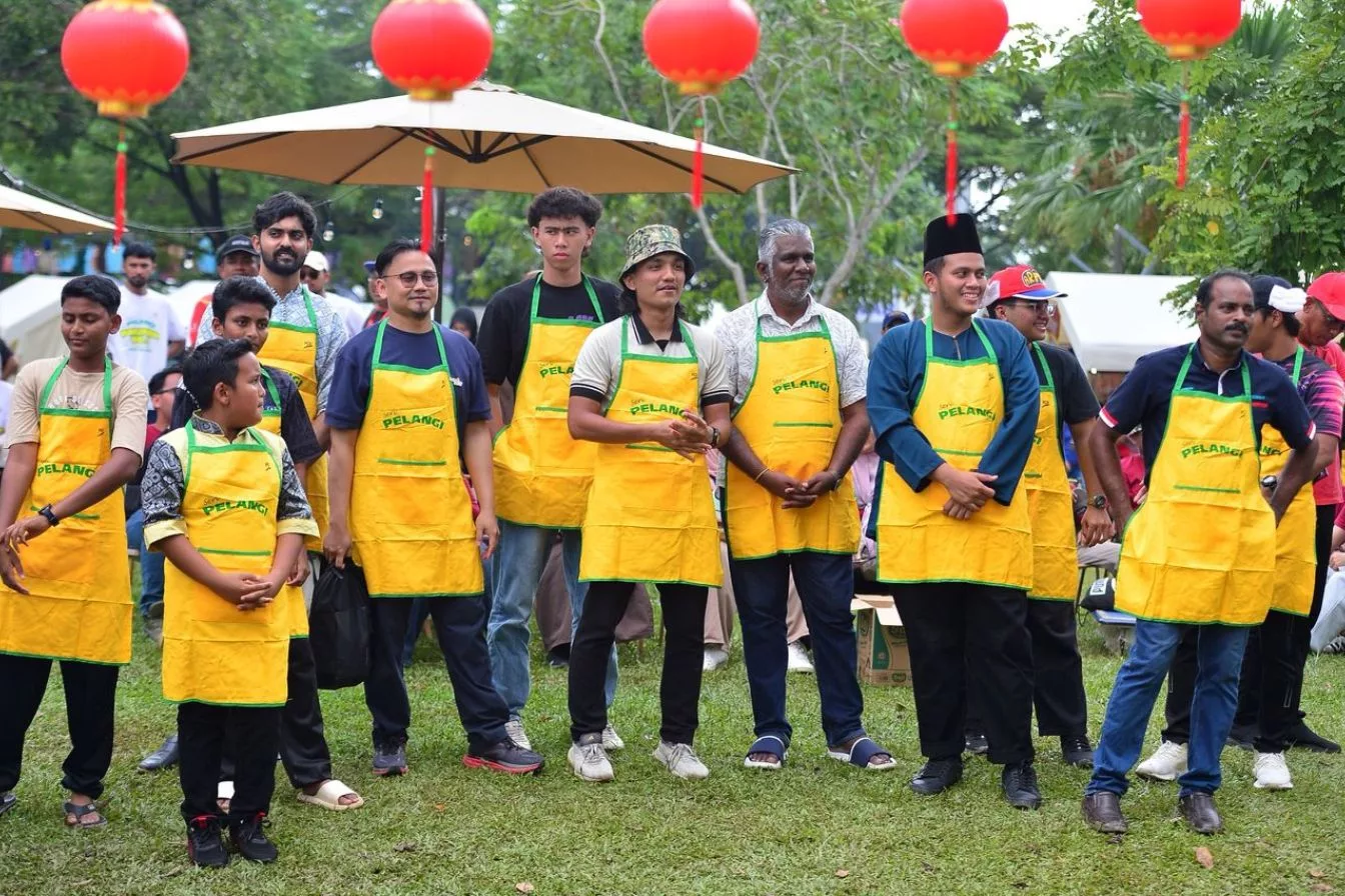 Pertandingan Roti Canai Melayang SERI PELANGI Curi Tumpuan Di Rasa Layan Curry Fiesta 2025