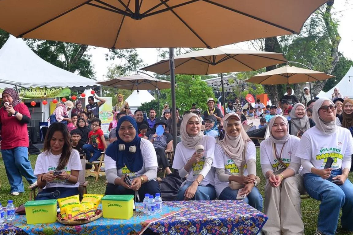 Pertandingan Roti Canai Melayang SERI PELANGI Curi Tumpuan Di Rasa Layan Curry Fiesta 2025