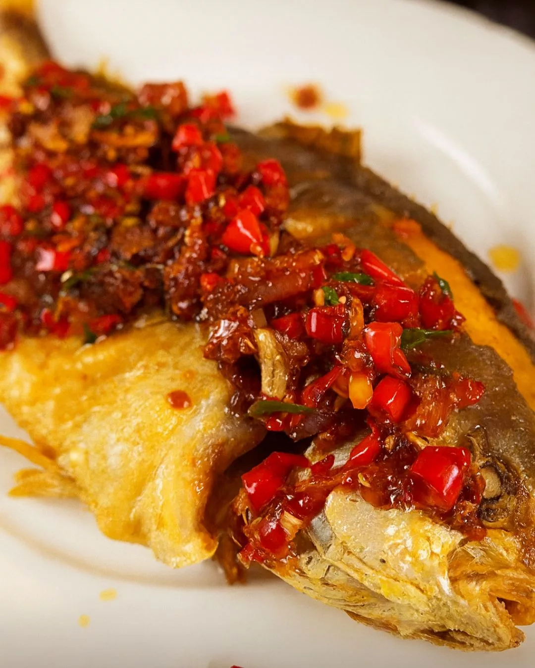 Bawal Goreng Sos Tiram, Lauk Simple Tapi Rasanya Padu Macam Makan Kat Restoran!