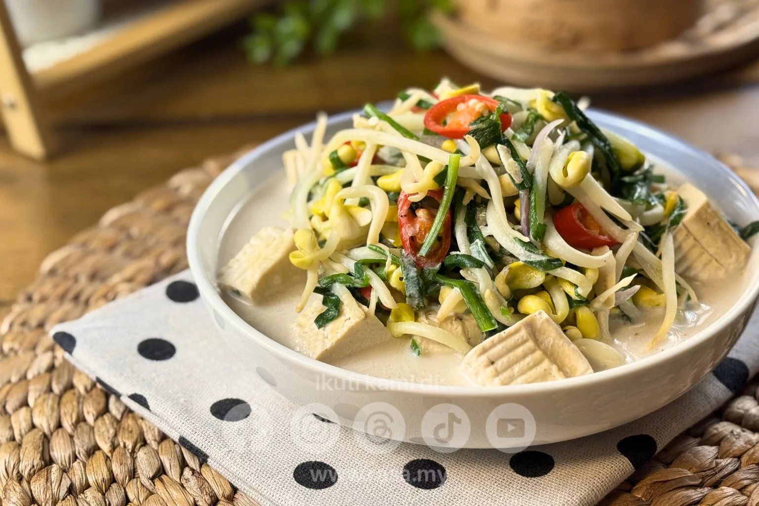 Masak Lemak Putih Tauge & Tauhu Paling Simple Tapi Sedap, Resipi Mudah Memikat!