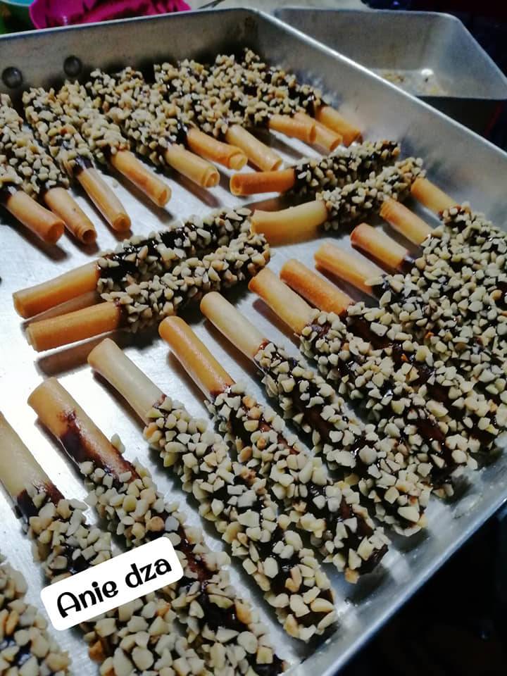 Resipi “PEPERO POPIA ALMOND STICK” Kudapan Raya Paling Mudah Hanya 3 Bahan, Gulung Guna Straw!