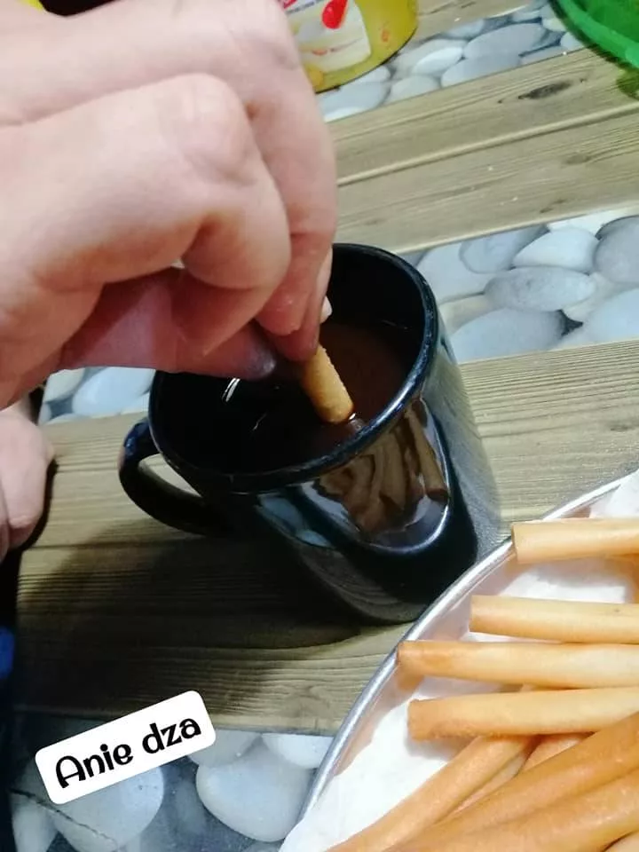 Resipi “PEPERO POPIA ALMOND STICK” Kudapan Raya Paling Mudah Hanya 3 Bahan, Gulung Guna Straw!