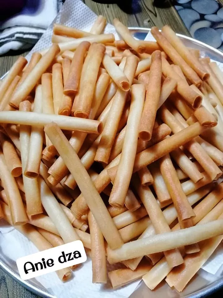 Resipi “PEPERO POPIA ALMOND STICK” Kudapan Raya Paling Mudah Hanya 3 Bahan, Gulung Guna Straw!