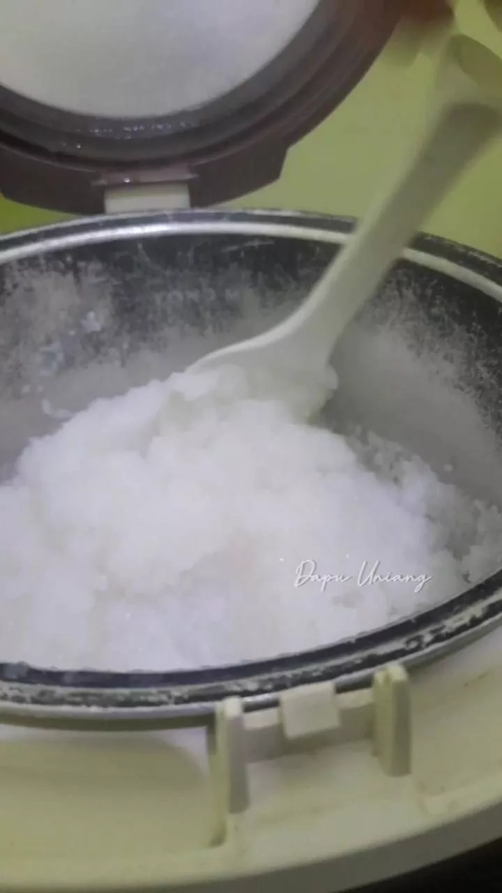 Cara Mudah Buat Sendiri NASI IMPIT Guna ‘Rice Cooker’, Lagi Cepat, Padat & Kenyal!