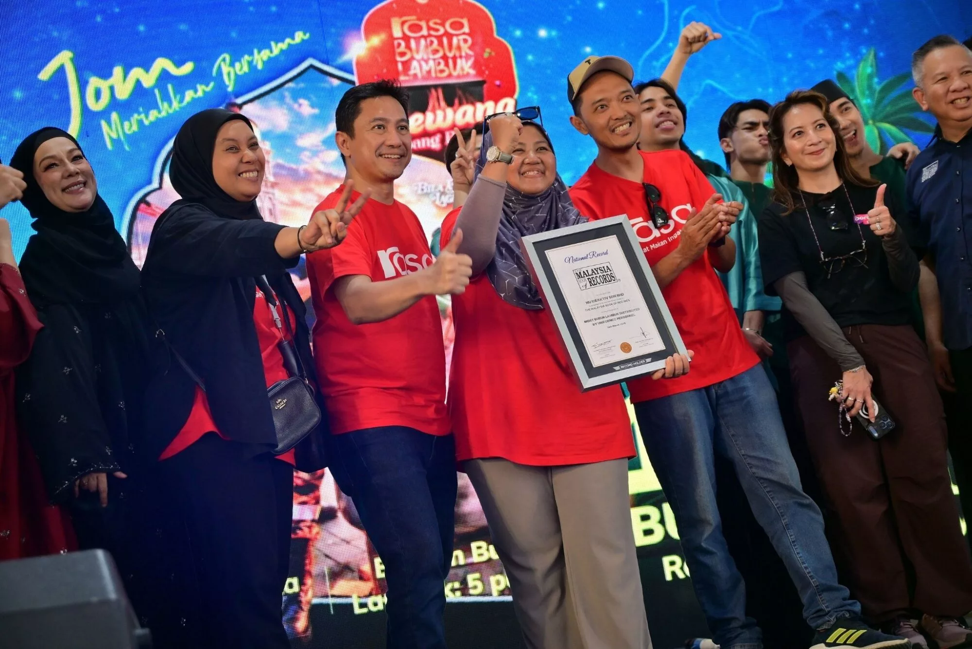 Bubur Lambuk Rewang Abang Bomba 2026 Cipta Sejarah, 16,000 Pek Satukan Rakyat Di Dataran Merdeka 38 Bubur Lambuk Rewang Abang Bomba 2026 Cipta Sejarah, 16,000 Pek Satukan Rakyat Di Dataran Merdeka