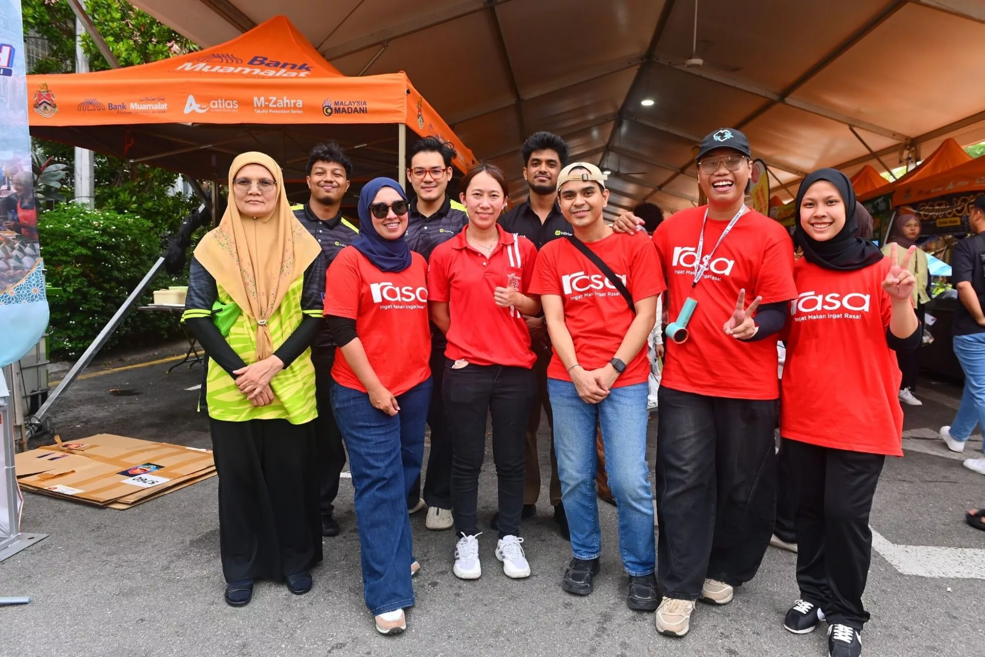 Bubur Lambuk Rewang Abang Bomba 2026 Cipta Sejarah, 16,000 Pek Satukan Rakyat Di Dataran Merdeka 70 Bubur Lambuk Rewang Abang Bomba 2026 Cipta Sejarah, 16,000 Pek Satukan Rakyat Di Dataran Merdeka