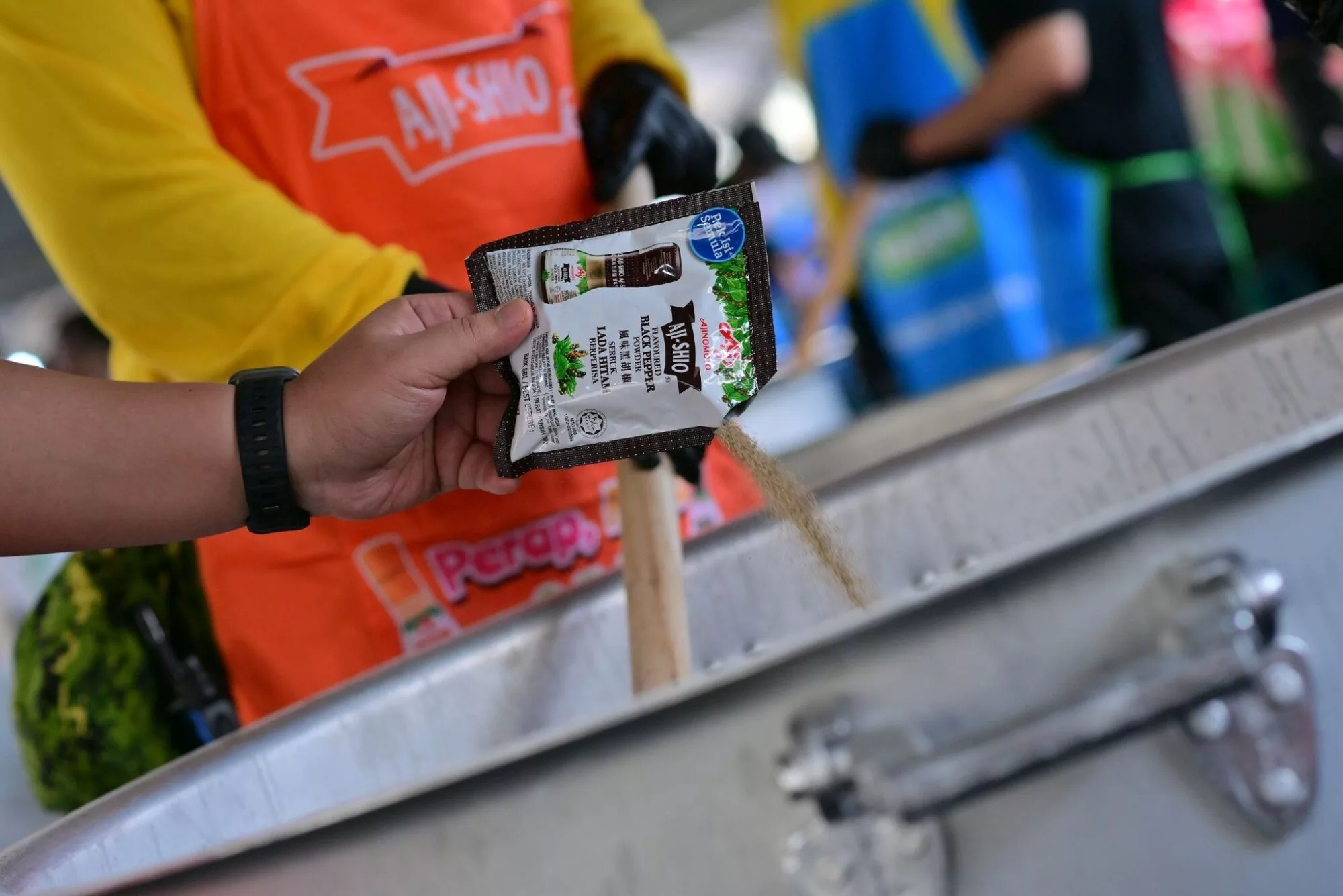 Bubur Lambuk Rewang Abang Bomba 2026 Cipta Sejarah, 16,000 Pek Satukan Rakyat Di Dataran Merdeka 44 Bubur Lambuk Rewang Abang Bomba 2026 Cipta Sejarah, 16,000 Pek Satukan Rakyat Di Dataran Merdeka