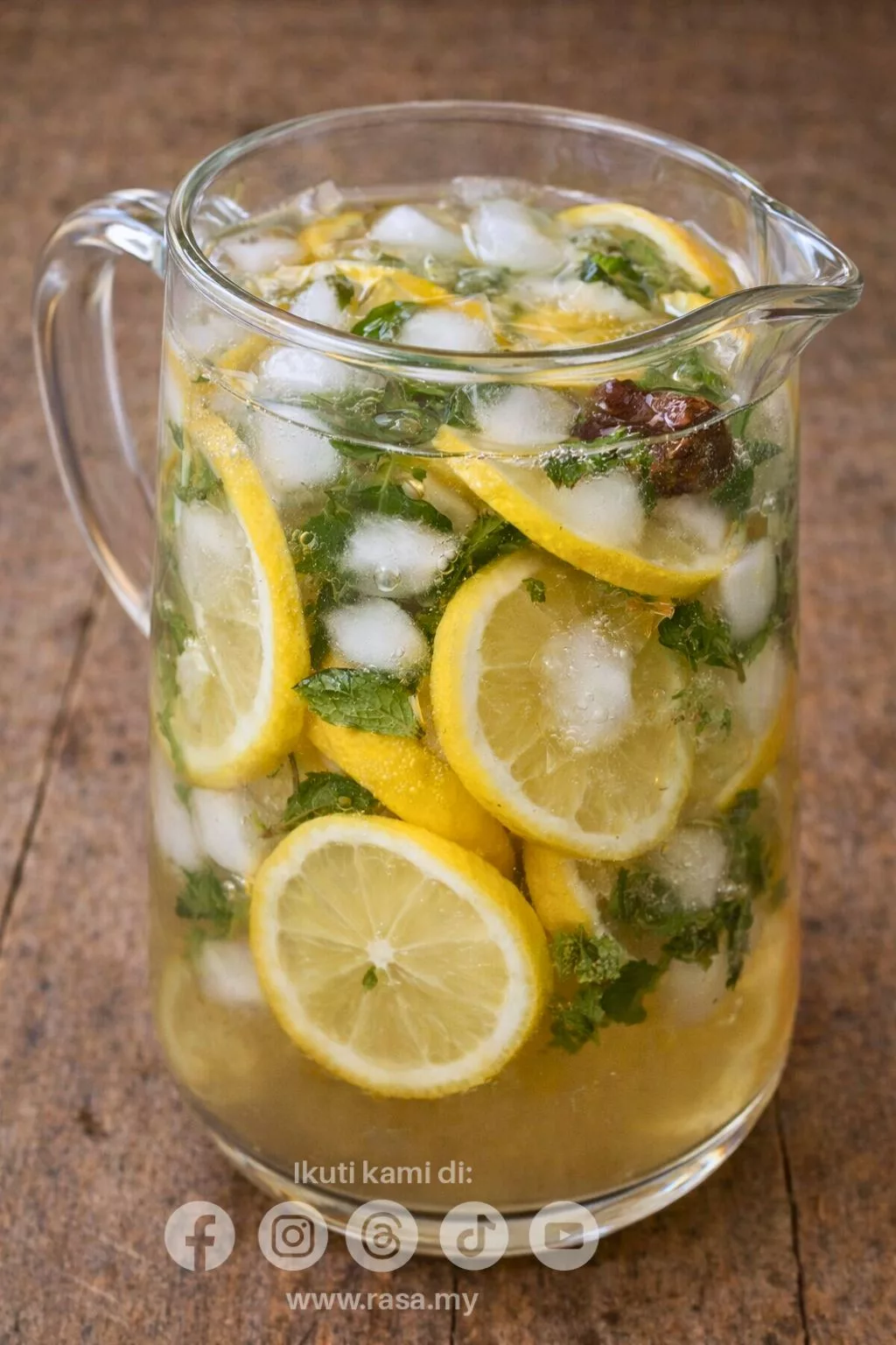 Air Soda Herba Paling Menyegarkan. Resipi Mudah Minuman Viral Cuaca Panas