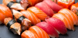 Sushi dan Sashimi Jepun