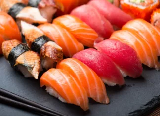 Sushi dan Sashimi Jepun