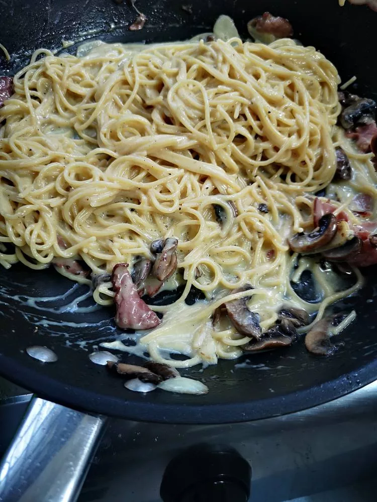Ikut Resepi Ini Dapat Buat World Class Pasta Carbonara Dekat Rumah, Paling Penting Tak Guna Sos Segera!