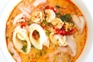 Tomyum Thailand Asli: Rahsia Sedap Padu & Berempah Yang Ramai Tak Tahu!