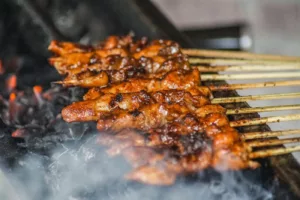Sate Dengan Timun dan Bawang: Rahsia Menarik Yang Ramai Tak Tahu! 8 Sate Dengan Timun dan Bawang: Rahsia Menarik Yang Ramai Tak Tahu!