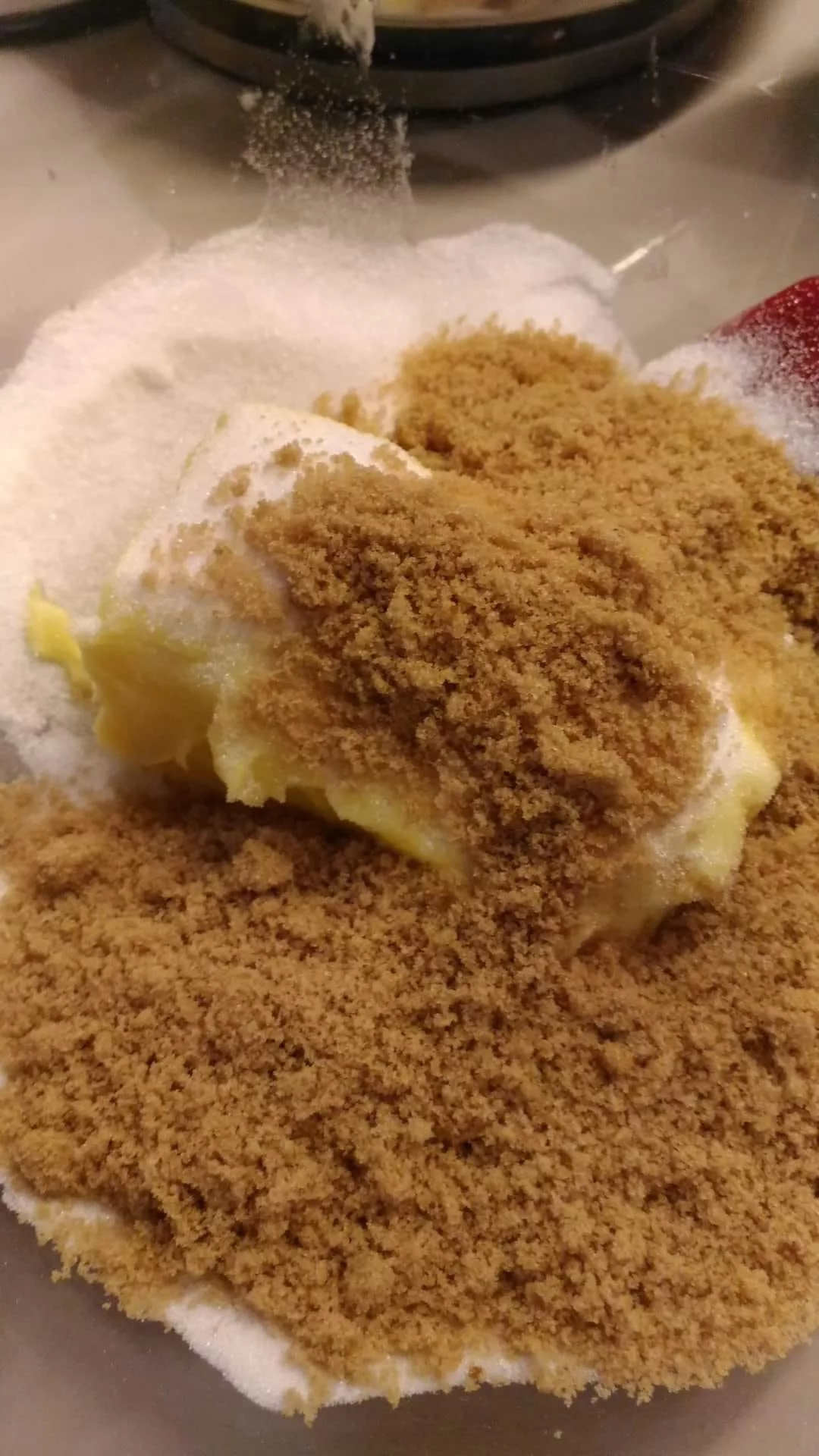 Ramai Orang Suka, 30 Tahun Lamanya Guna Resipi ‘CHOCOLATE CHIP ALMOND COOKIES’