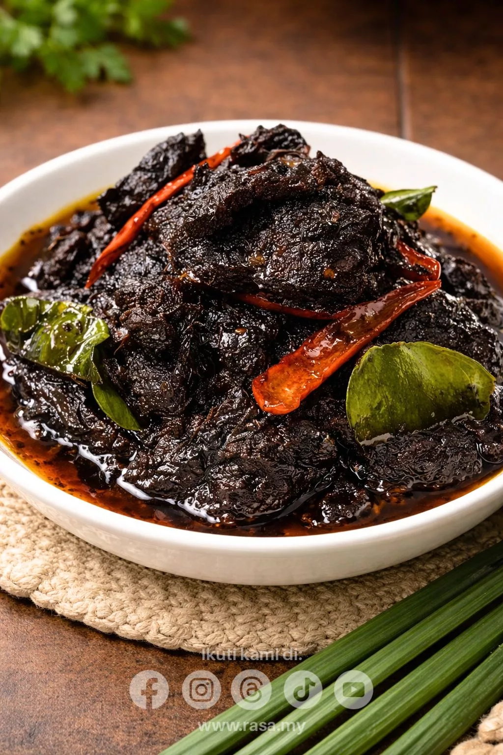 Daging Dendeng Paling Padu. Pedas Manis Berempah & Rangup Memikat Selera!