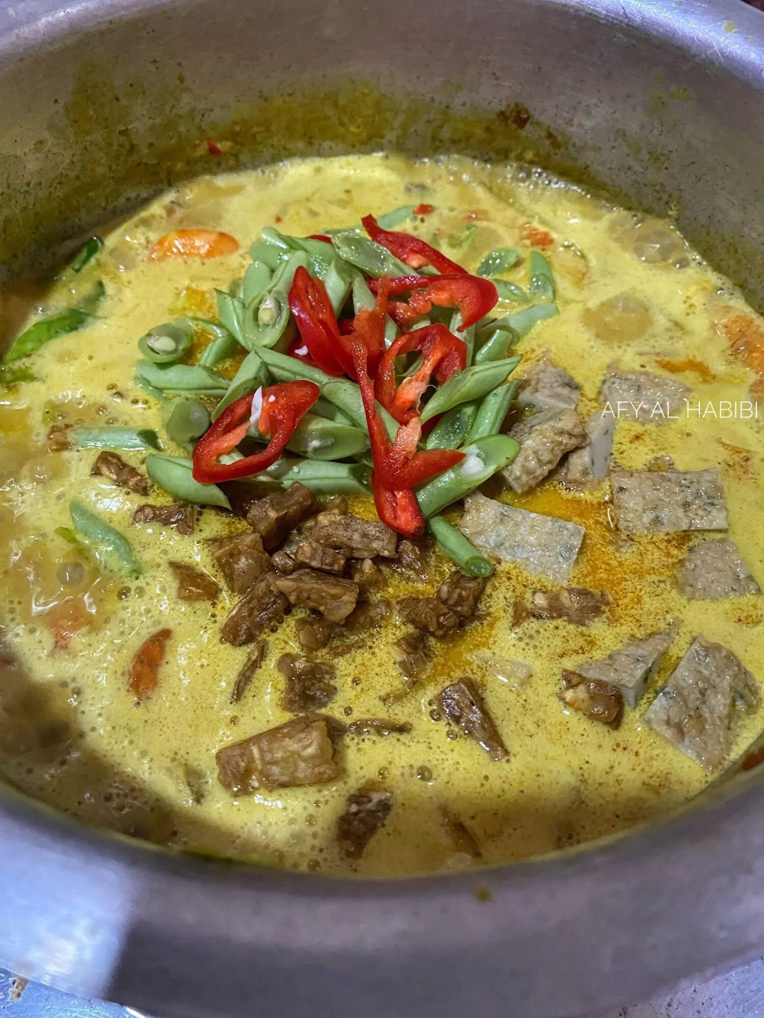 Resipi Lontong Betawi, Kuah Lodeh Rasa Lebih Lemak Berempah Luar Biasa Sedap!