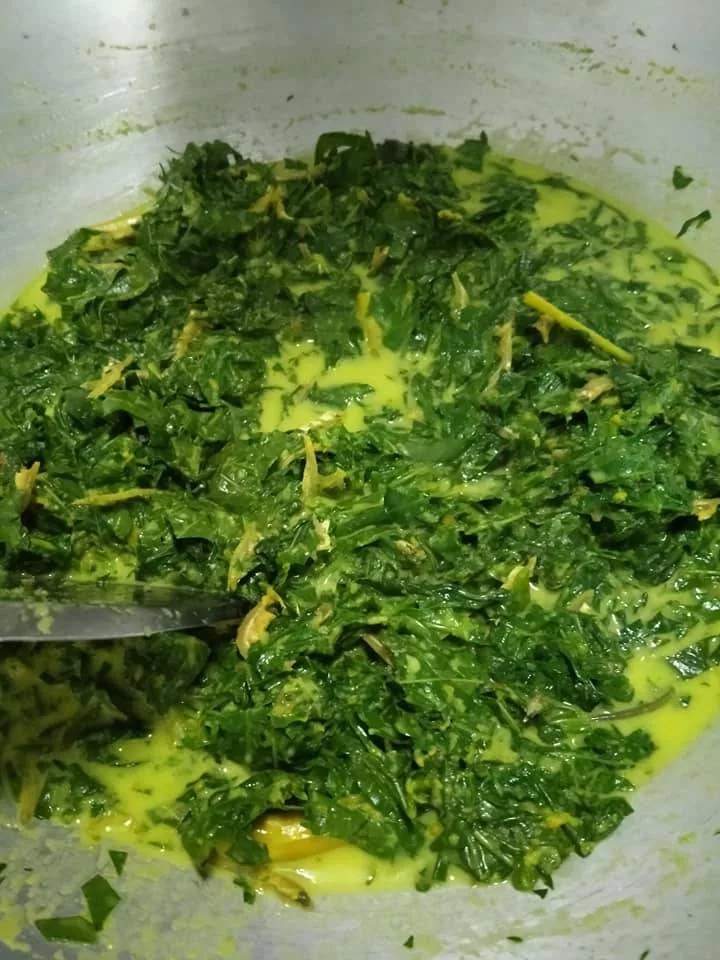 Rendang Pucuk Ubi Kayu Sedap, Kena Kacau Sampai Betul Betul Kering