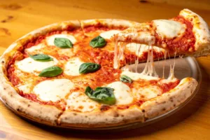 Pizza Margherita: Kisah Menarik Pizza Dari Makanan Orang Miskin Jadi Hidangan Dunia
