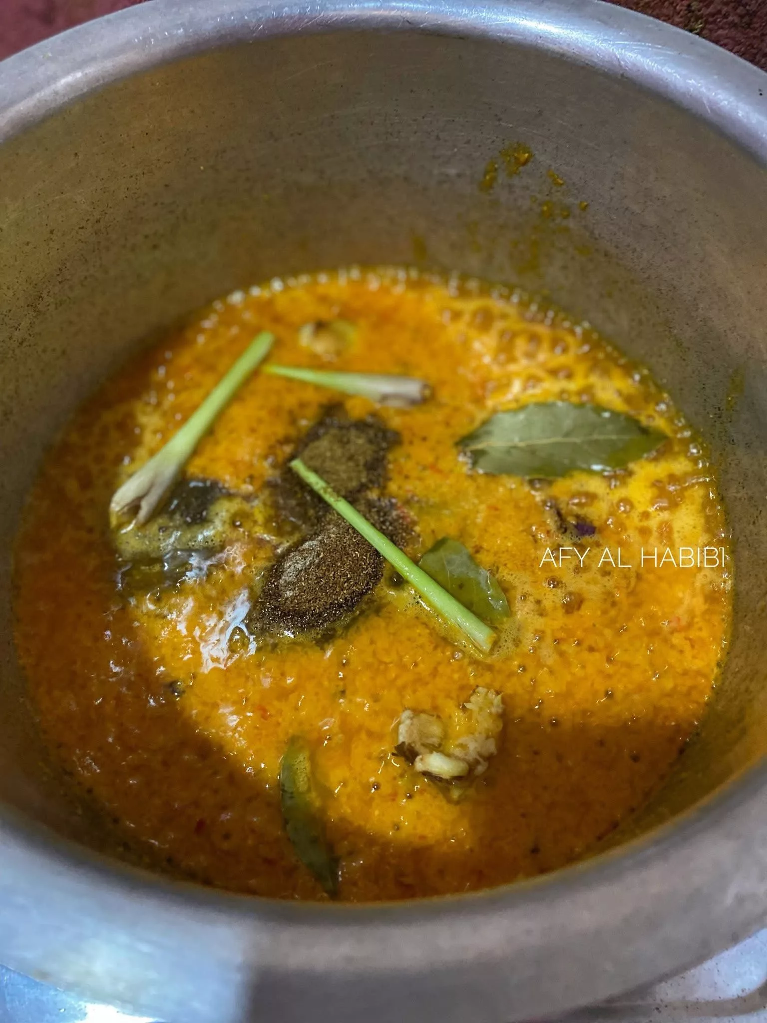 Resipi Lontong Betawi, Kuah Lodeh Rasa Lebih Lemak Berempah Luar Biasa Sedap!