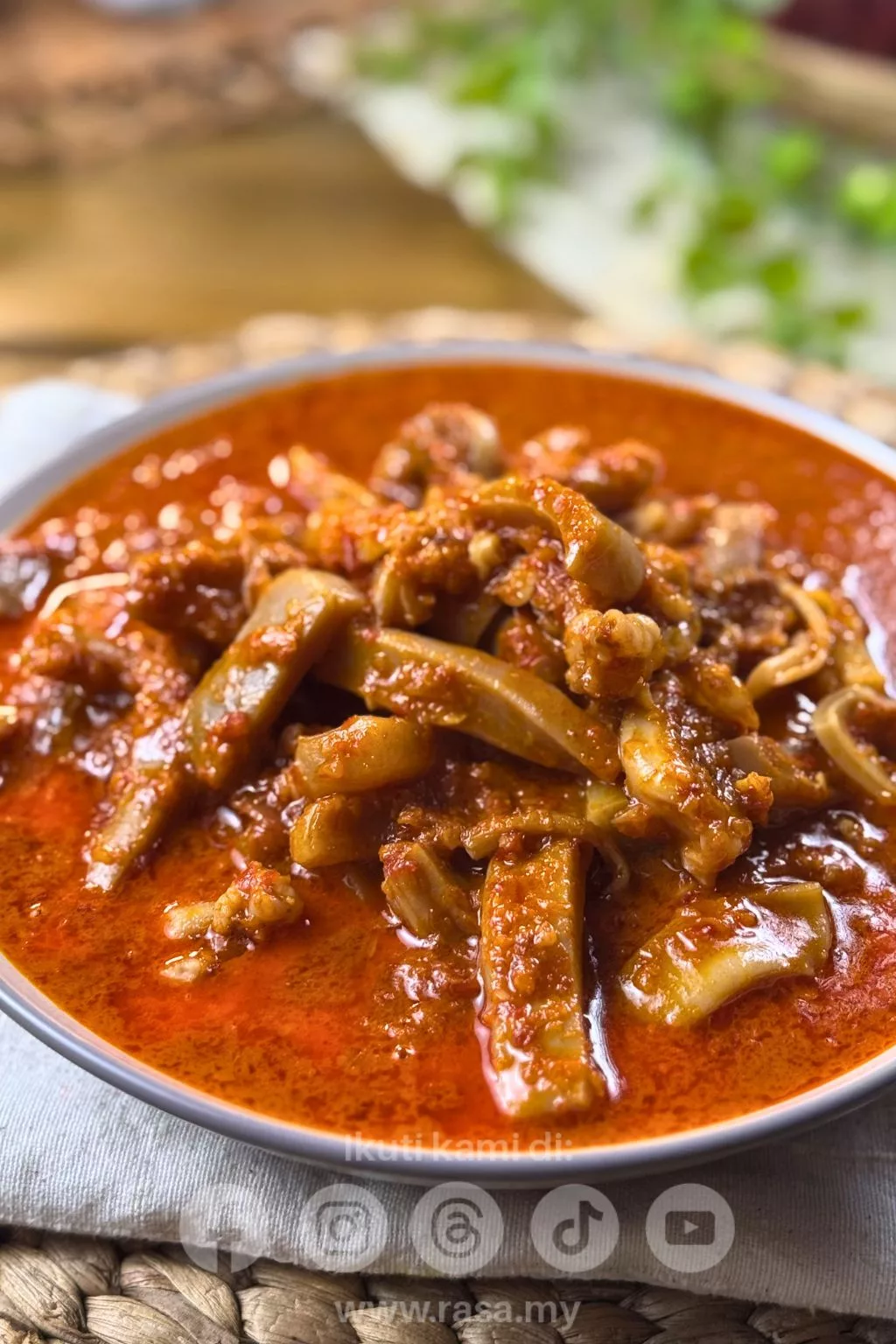 Sambal Sotong Kembang Pedas Berempah, Resipi Paling Padu Buat Tambah Nasi