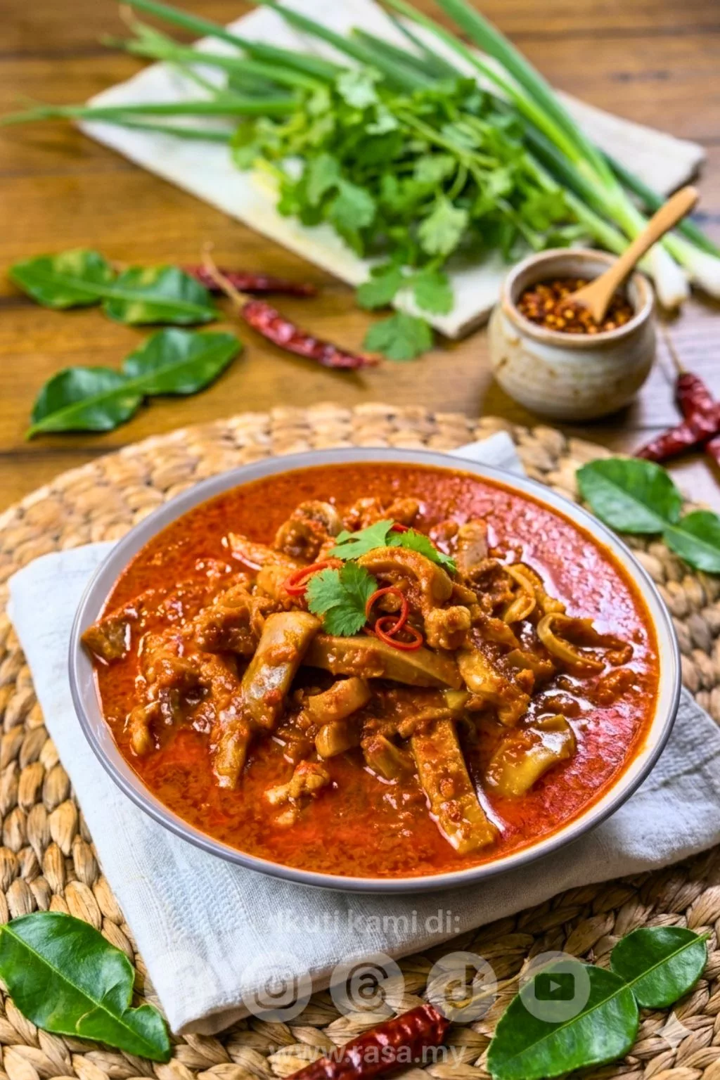 Sambal Sotong Kembang Pedas Berempah, Resipi Paling Padu Buat Tambah Nasi