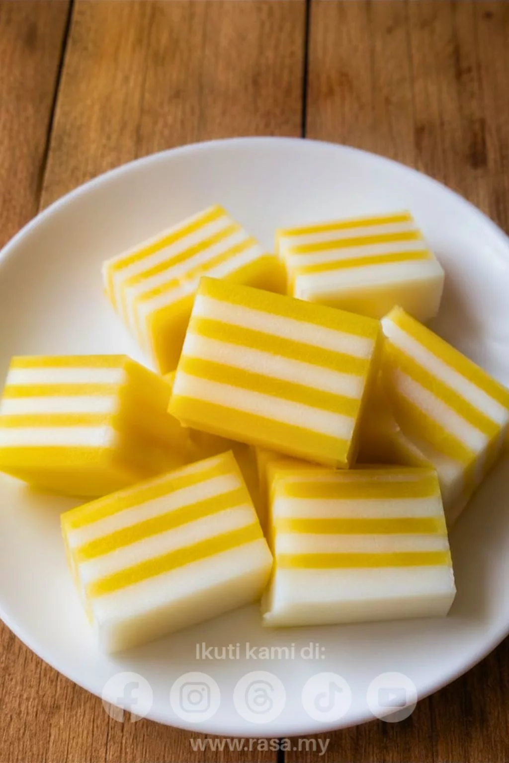 Kuih Lapis Labu Gedik Paling Sedap, Lembut & Tanpa Pewarna 13 Kuih Lapis Labu Gedik Paling Sedap, Lembut & Tanpa Pewarna