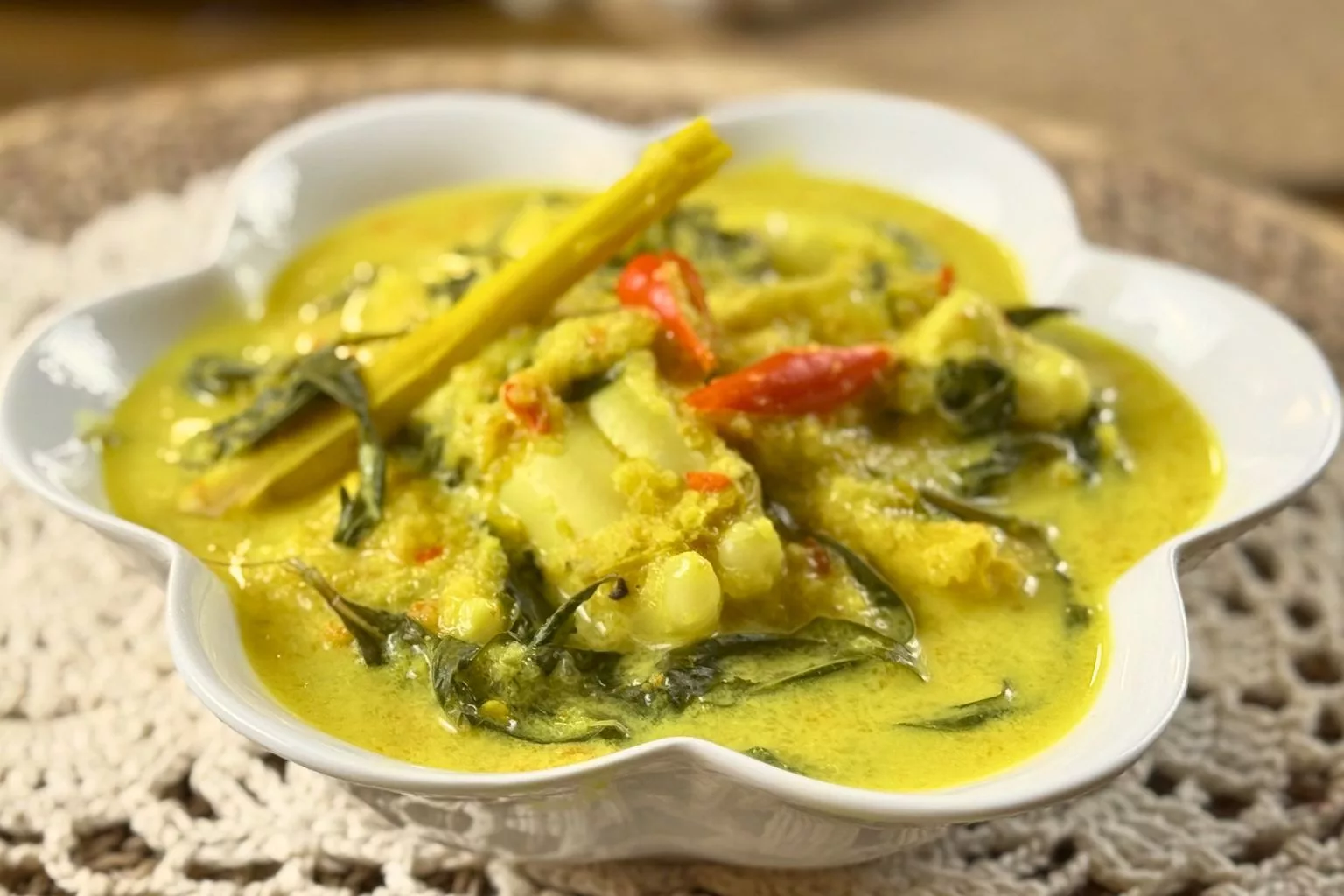 Gulai Kuning Pekasam Telur Sotong Paling Sedap, Lemak Berperisa & Memang Rare!