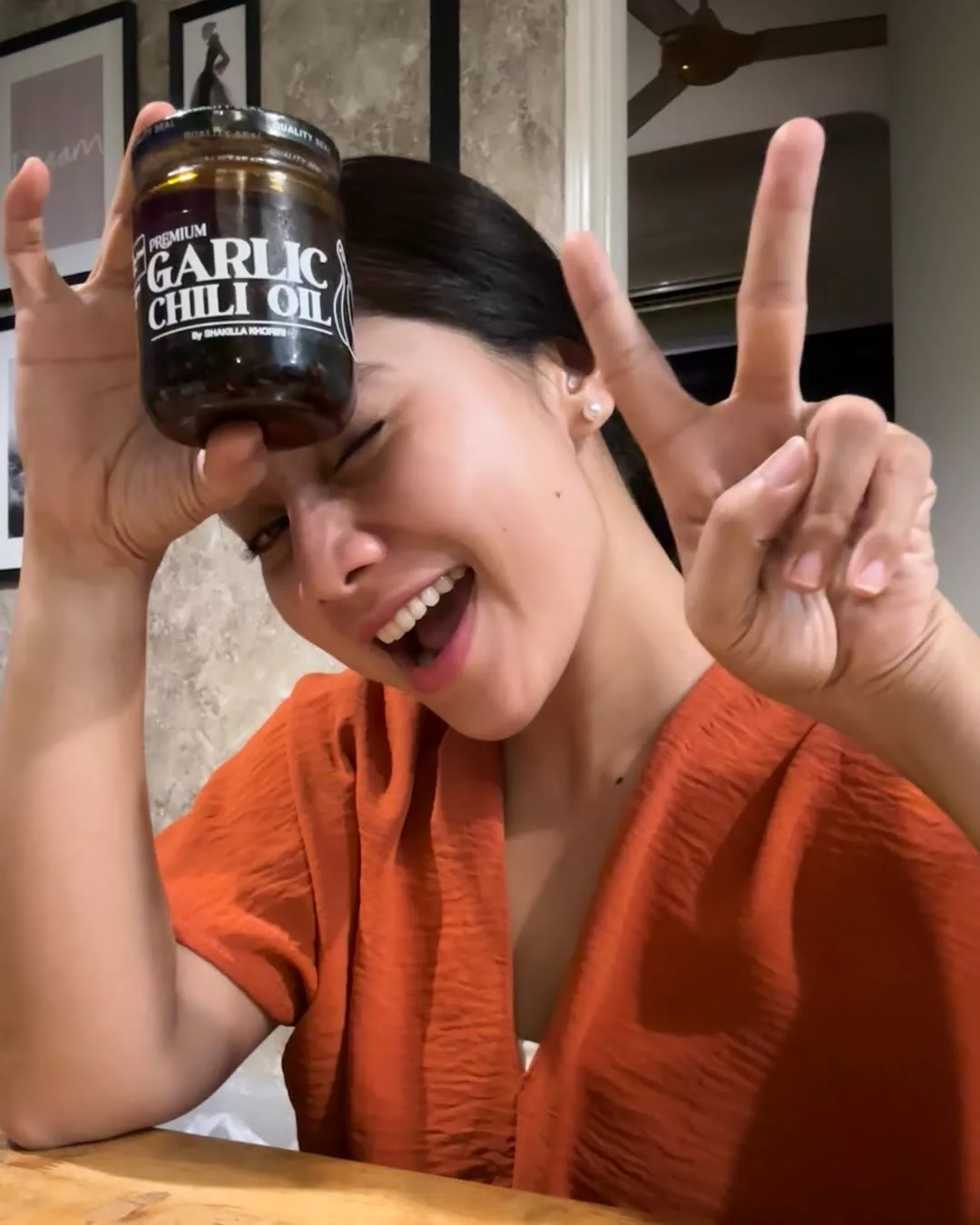 Shakilla Khoriri Ceburi Bisnes Makanan, Jual Garlic Chili Oil & Produk ‘Ready To Eat’ (RTE)