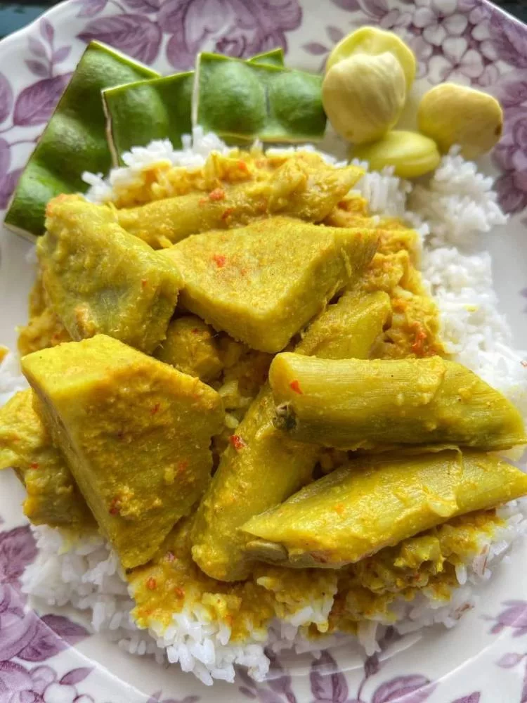 Cara Masak Lauk Kampung, Sayur Keladi Masak Lemak Cili Api Resipi 'Ori Nismilan' Sedap 10 Cara Masak Lauk Kampung, Sayur Keladi Masak Lemak Cili Api Resipi 'Ori Nismilan' Sedap