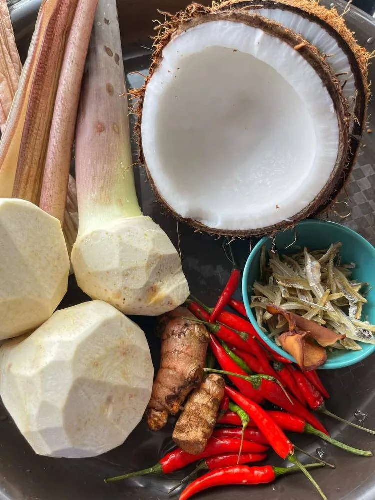 Cara Masak Lauk Kampung, Sayur Keladi Masak Lemak Cili Api Resipi 'Ori Nismilan' Sedap 7 Cara Masak Lauk Kampung, Sayur Keladi Masak Lemak Cili Api Resipi 'Ori Nismilan' Sedap