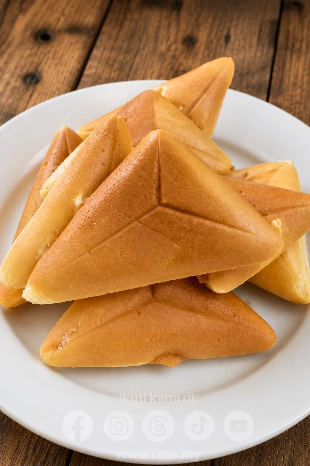 Kuih Bahulu Homemade Guna Sandwic Maker. Resipi Mudah, Gebu & Sedap Confirm Jadi 7 Kuih Bahulu Homemade Guna Sandwic Maker. Resipi Mudah, Gebu & Sedap Confirm Jadi