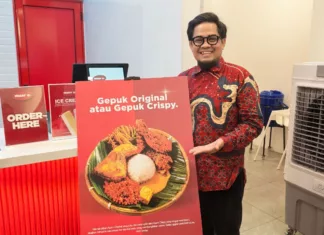 Masrio, Fenomena Hebat Ayam Gepuk Premium Yang Bakal Menggegarkan Malaysia